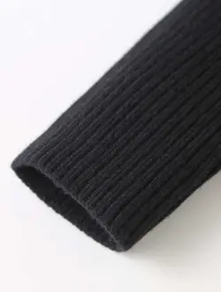 بلوز بافت کبریتی یقه ۳سانتی مشکی