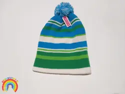 کلاه سبز و پک دوعددی جوراب حوله ای