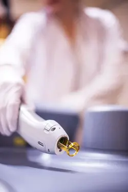 قیمت و مشخصات دستگاه لیزر الکساندرایت ۲۰۲۴ -رونیکاشاپ