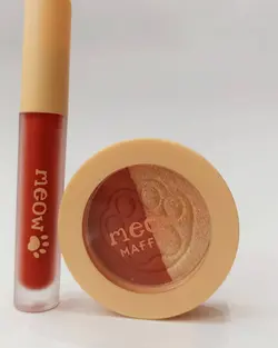 رژگونه و هایلایتر میومیو