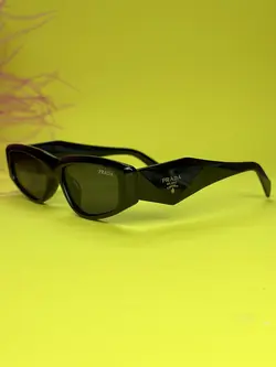 عینک آفتابی زنانه جدید  PRADA مد سال ۱۴۰۲