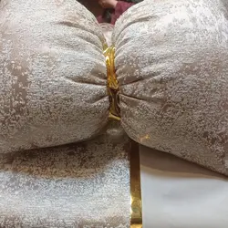 کوسن پاپیونی پتینه پر شده از الیاف در پنج رنگ متفاوت