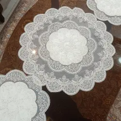 رومیزی گرد مخمل دانتل جدید سه تکه طرح نگین در چهار رنگ