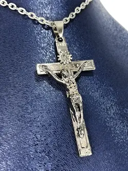 گردنبند طرح صلیب