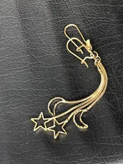 گوشواره آویز طلایی طرح ماه و ستاره