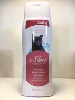 شامپو بایولاین گربه مخصوص گربه های مو مشکی