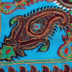 مشخصات ، قیمت و خرید رومیزی پته دوزی چهاربته نیم ترنج - سوغات رسان