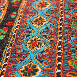 مشخصات ، قیمت و خرید رومیزی پته دوزی چهاربته نیم ترنج - سوغات رسان
