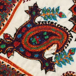 رومیزی پته دوزی چهاربته ترنج