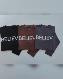 بلوز يقه سه سانت آستین بلند