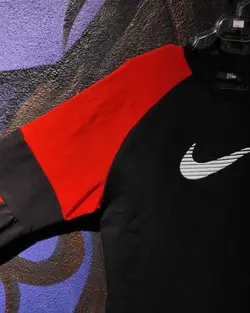 بلوز یقه گرد NIKE