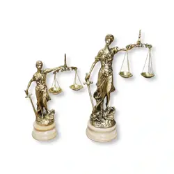 قیمت و خرید تندیس فرشته عدالت برنجی با پایه سنگی | فروشگاه وکلا