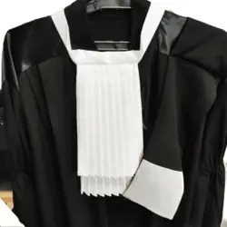 مشخصات و قیمت لباس وکالت (ردای وکلا)