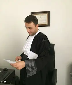 مشخصات و قیمت لباس وکالت (ردای وکلا)