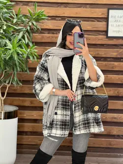 پالتو چهارخونه یقه خز کد 2319 شیک و خاص در مجموعه ونوس مد