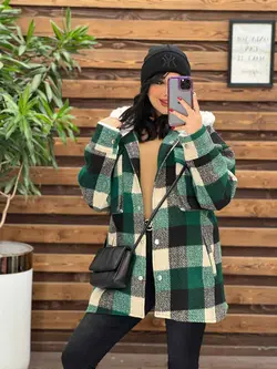 شکت چهارخونه کلاه خز کد 2329 شیک و جذاب در مجموعه ونوس مد