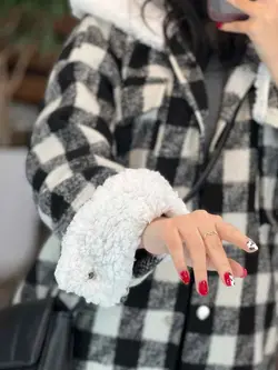 شکت چهارخونه کلاه خز کد 2329 شیک و جذاب در مجموعه ونوس مد