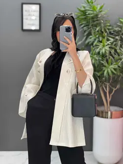 خرید اینترنتی مانتو ژاکارد یقه دکمه دار کد 2453 در ونوس مد