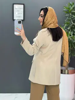 مانتو مازراتی دکمه طلایی کد 2585 در فروشگاه آنلاین ونوس مد