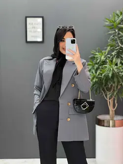 مانتو مازراتی دکمه طلایی کد 2585 در فروشگاه آنلاین ونوس مد