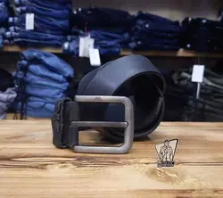 کمربند مشکی ARMANI کد 585 شیک و خاص با فروشگاه ونوس مد