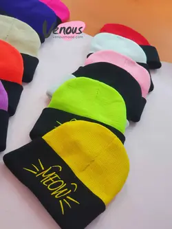 خرید اینترنتی یا حضوری کلاه بافت meow کد 869 فروشگاه ونوس مد