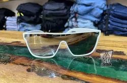 عینک سفید آفتابی RAYBAN کد 835 شیک و خاص بامجموعه  ونوس مد