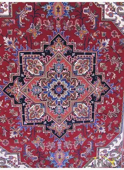 فرش طرح گبه ۷۰۰شانه کد ۷۳۰ لاکی