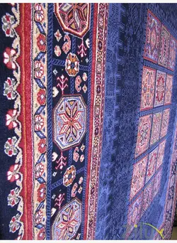 فرش طرح گبه ۷۰۰شانه کد ۷۳۱ سرمه‌ای