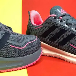 کفش آدیداس ویتنامی طوسی صورتی