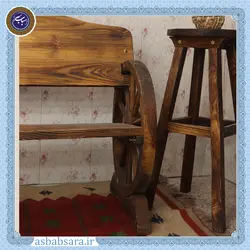 نیمکت چوبی