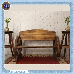 نیمکت چوبی