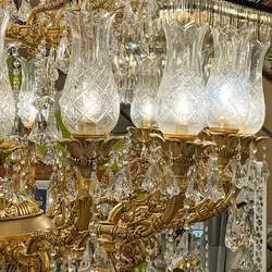 لوستر بزرگ 56 شعله با روکش طلا دکورابو