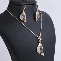 نیم ست مثلثی ورساچ ژوپینگ کد 916 XUPING - فروشگاه اینترنتی هاکان مد