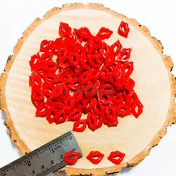 لب پلاستیکی عروسک