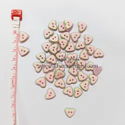 دکمه طرح قلب رنگین کمان