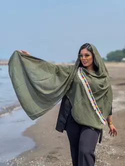 شال تک رنگ هندی (1958) | مادام بلا | شال دخترانه | روسری دخترانه