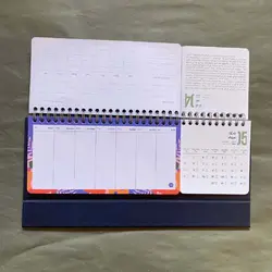 تقویم پلنر رومیزی گل صورتی