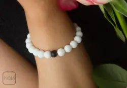 دستبند سنگی