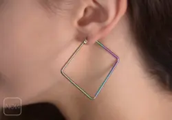 گوشواره استیل میله‌ای مربعی هولوگرامی