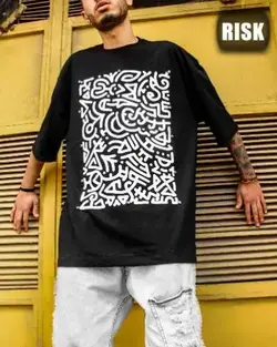 تیشرت طرح دار مشکی