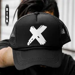 کلاه مشکی X سفید