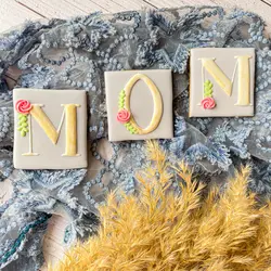 کوکی 3 تایی MOM