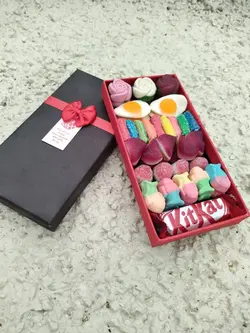 پک اکونومی پاستیل و کیت کت - شهر گیلاس | فروشگاه تخصصی پاستیل و شکلات