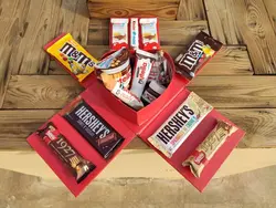 پک ولنتاین جعبه سورپرایز الماس - شهر گیلاس | فروشگاه تخصصی پاستیل و شکلات