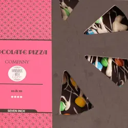 پیتزا شکلات ام اند امز