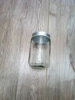 جار شیشه ای کوچک