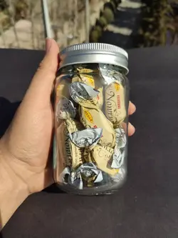 کندی جار کوچک شکلات نوروز - شهر گیلاس | فروشگاه تخصصی پاستیل و شکلات