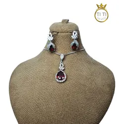 نیم ست با نگین قرمز - فروشگاه سیلور تی تی