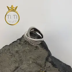 انگشتر طرح جواهر برجسته - فروشگاه سیلور تی تی